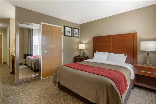 Comfort Inn Walcott near Davenport 3