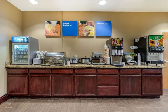 Comfort Inn Walcott near Davenport 3
