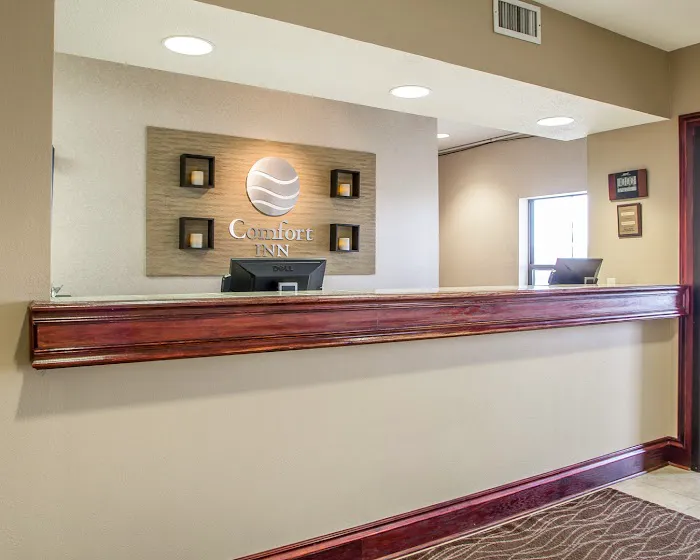 Comfort Inn Walcott near Davenport 3