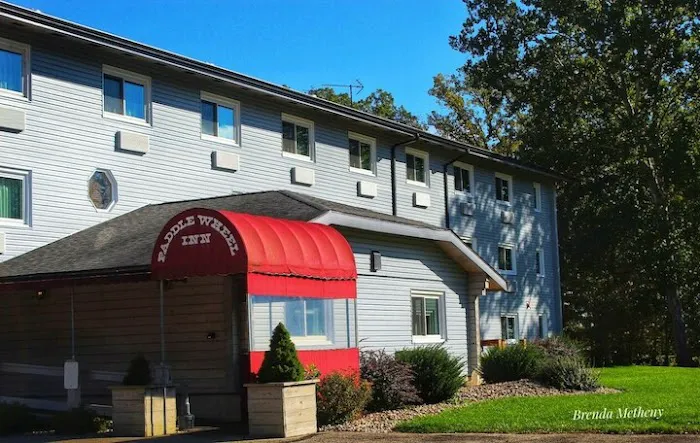 Paddle Wheel Inn 4