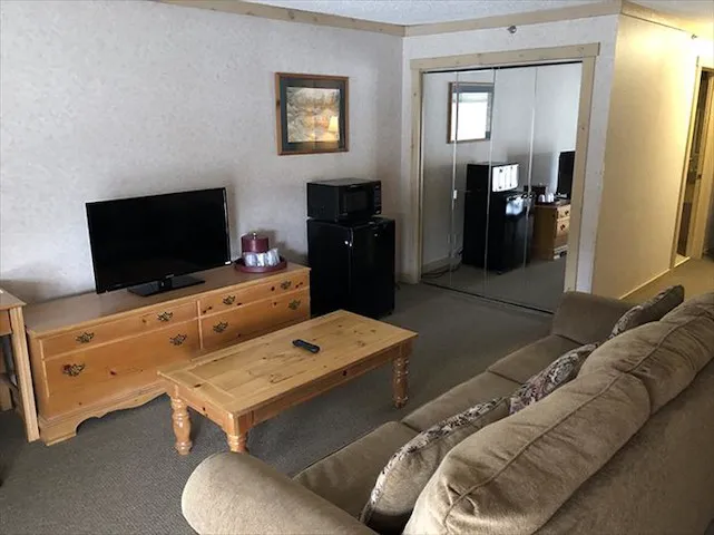 Paddle Wheel Inn 4