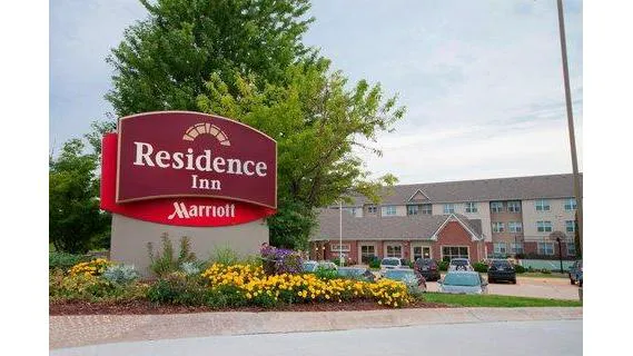 Residence Inn Davenport 4