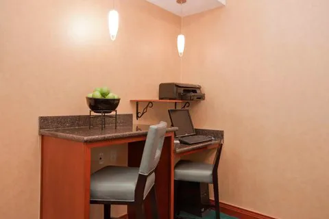 Residence Inn Davenport 4