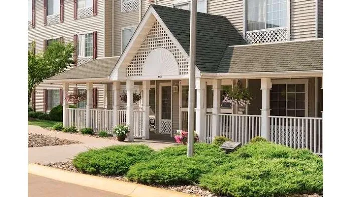 Country Inn & Suites by Radisson, Davenport - Quad Cities 4