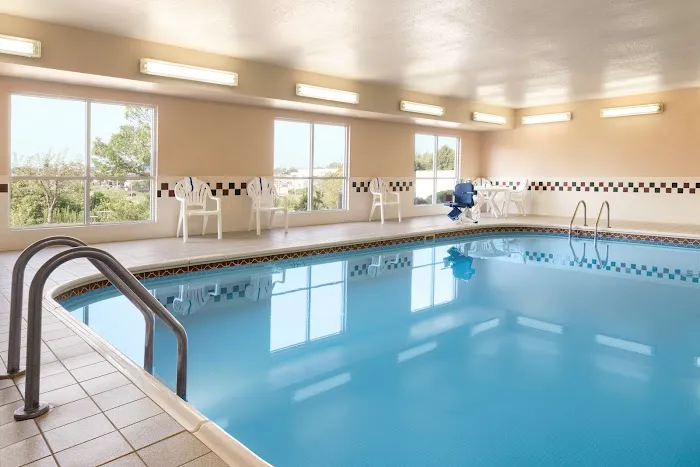 Country Inn & Suites by Radisson, Davenport - Quad Cities 4