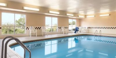 Country Inn & Suites by Radisson, Davenport - Quad Cities