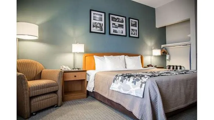 Sleep Inn & Suites Davenport - Quad Cities 4