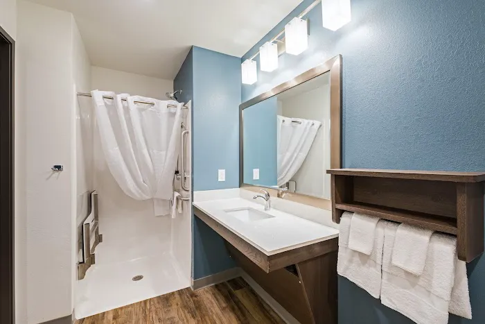 WoodSpring Suites Davenport Quad Cities 4