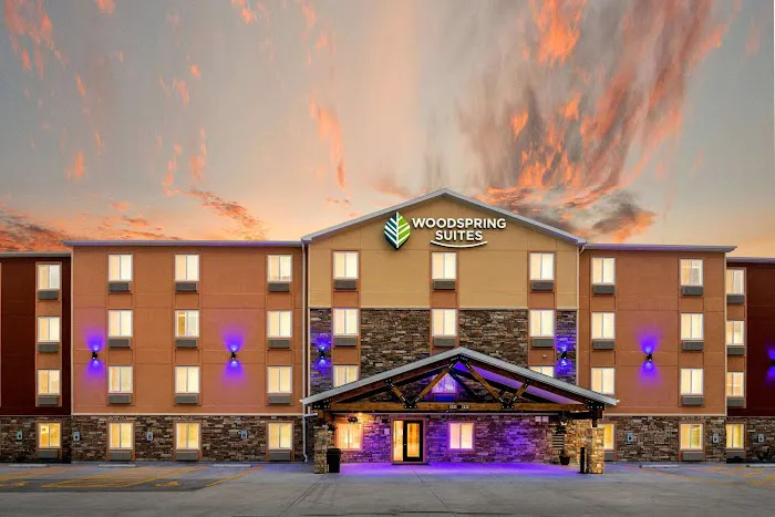 WoodSpring Suites Davenport Quad Cities 4