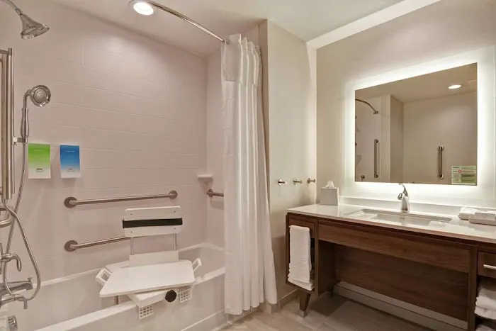 Home2 Suites by Hilton Bettendorf Quad Cities 4