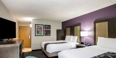 La Quinta Inn by Wyndham Davenport & Conference Center