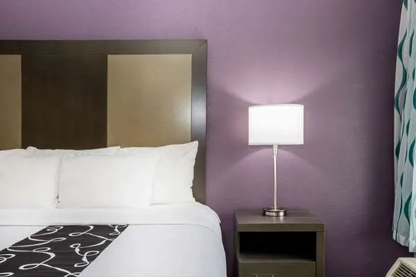La Quinta Inn by Wyndham Davenport & Conference Center 4