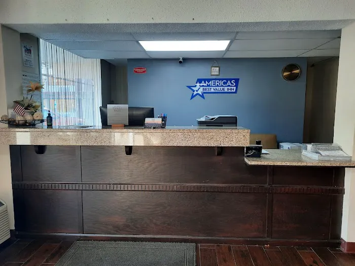 Americas Best Value Inn Moline 4