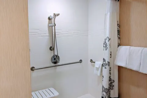 Residence Inn Moline Quad Cities 4