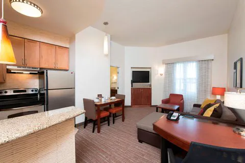 Residence Inn Moline Quad Cities 4
