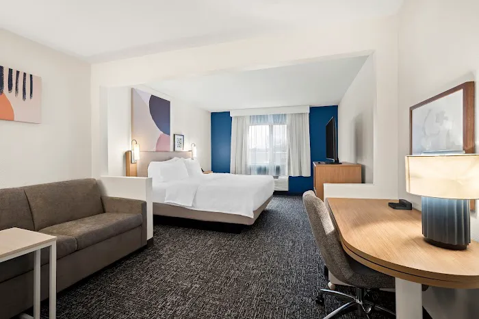 Spark by Hilton Moline Quad Cities 4