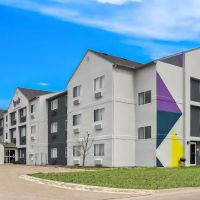 Spark by Hilton Moline Quad Cities ico