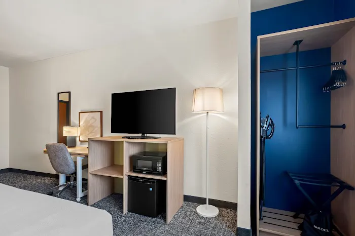 Spark by Hilton Moline Quad Cities 4