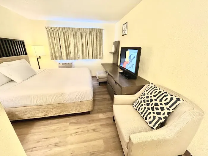 Moline Bell Hotel 4