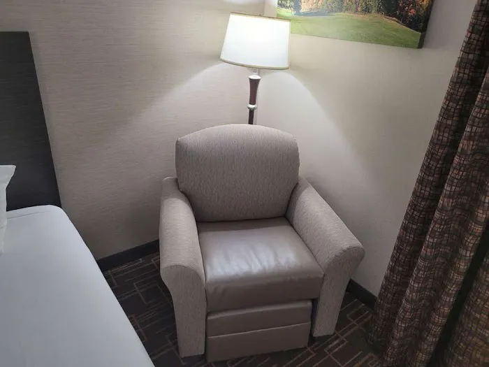 Best Western Airport Inn 4