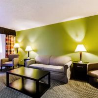 Quality Inn & Suites Moline Airport ico