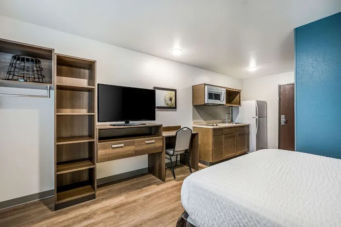 WoodSpring Suites Elgin - Chicago 4