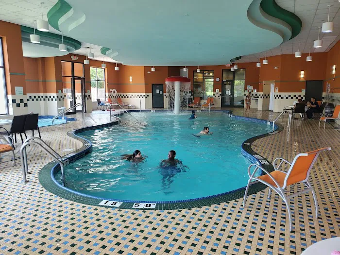 Holiday Inn & Suites Chicago Northwest - Elgin 4