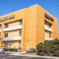 Quality Inn Elgin I-90 ico