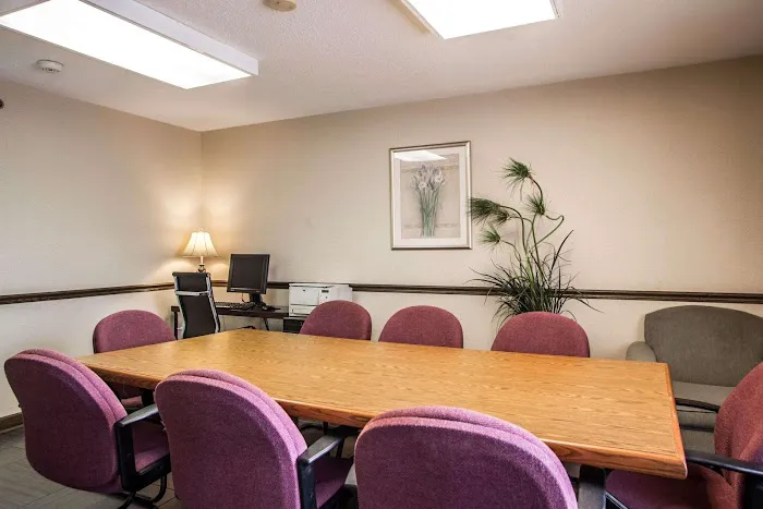 Quality Inn Elgin I-90 4