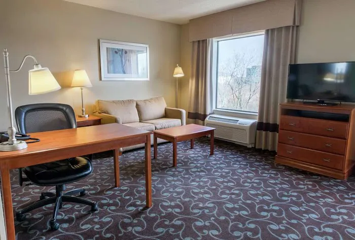 Hampton Inn & Suites Chicago Deer Park 4