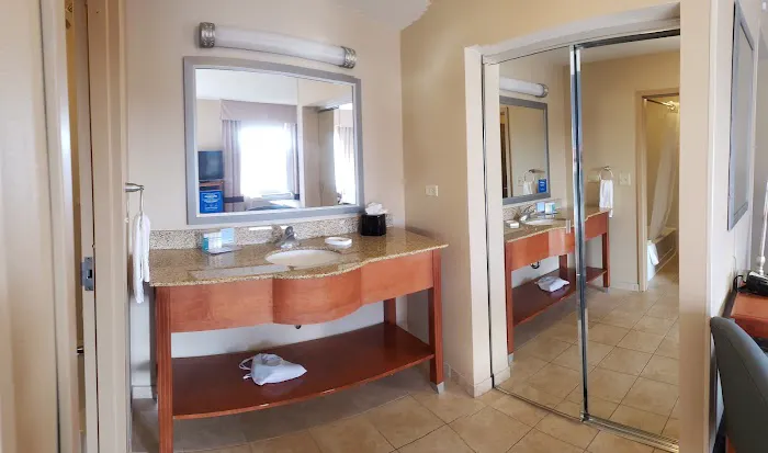 Hampton Inn & Suites Chicago Deer Park 4