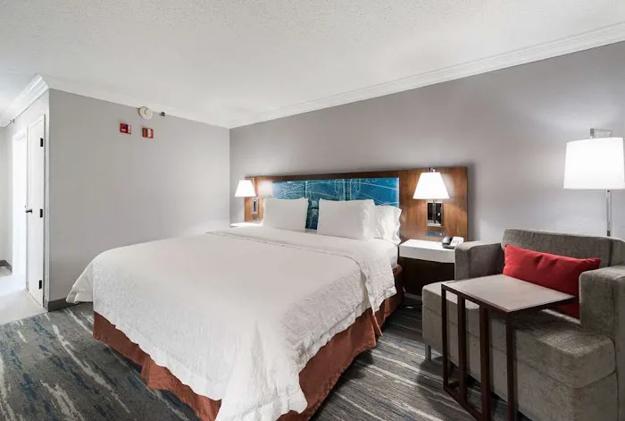 Hampton Inn & Suites Chicago/Hoffman Estates 4