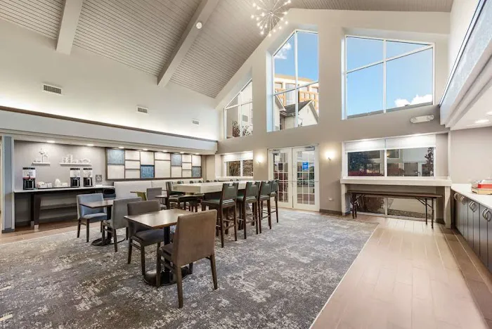 Hampton Inn & Suites Chicago/Hoffman Estates 4