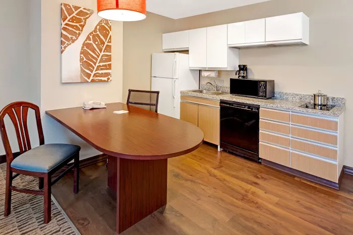 MainStay Suites Chicago Hoffman Estates 4