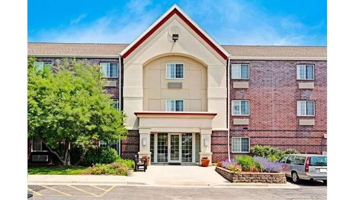 MainStay Suites Chicago Hoffman Estates 4