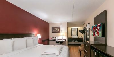 Red Roof PLUS+ Chicago - Hoffman Estates