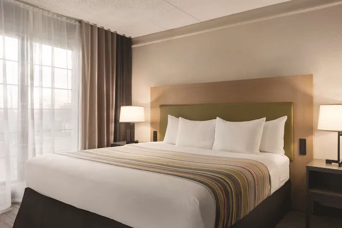 Country Inn & Suites by Radisson, Hoffman Estates, IL 4