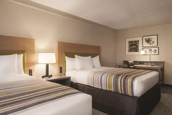 Country Inn & Suites by Radisson, Hoffman Estates, IL 4