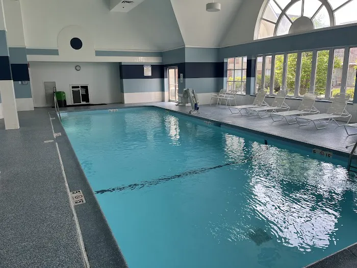 Four Points by Sheraton Buffalo Grove 4