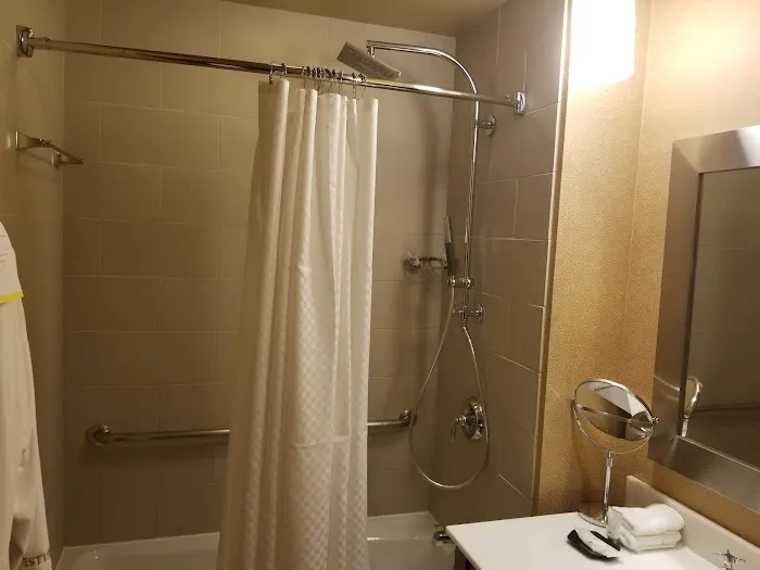 The Westin Chicago North Shore 4