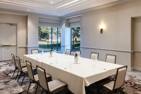 Chicago Marriott Suites Deerfield 4