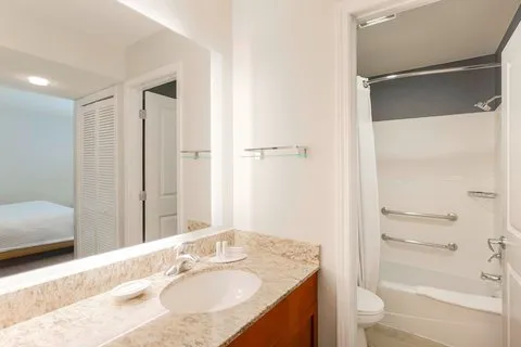 Residence Inn Chicago Deerfield 4