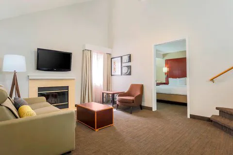 Residence Inn Chicago Deerfield 4