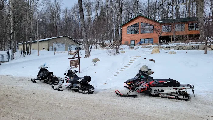 Johnnies Resort LLC 4