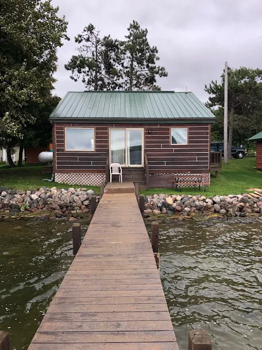Charlie's Lake Metonga Resort 4