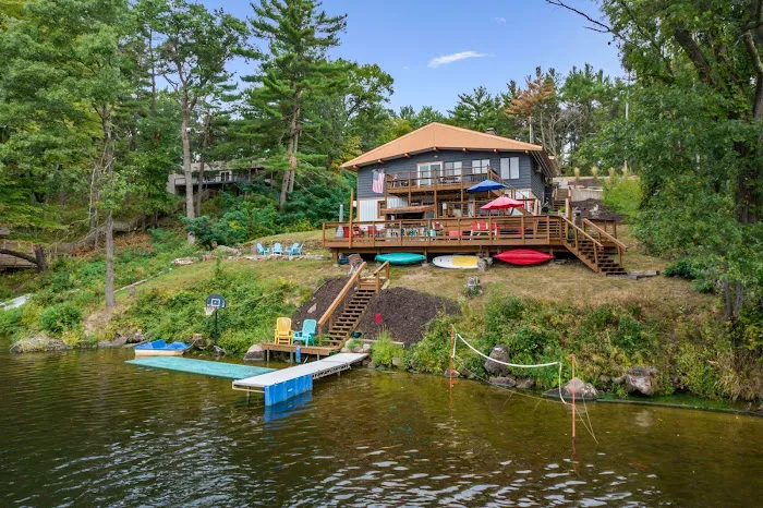 The Black River Retreat 4