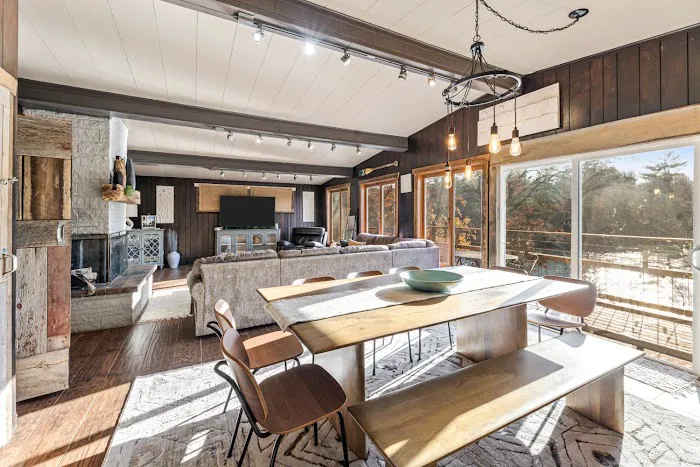 The Black River Retreat 4