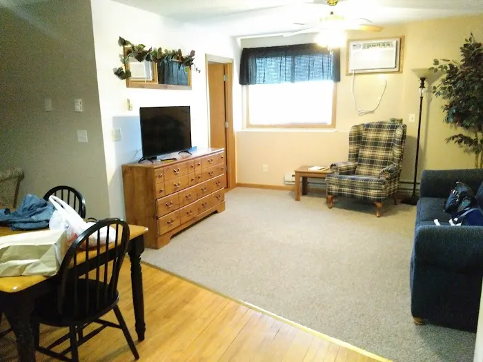Trailhead Inn 4