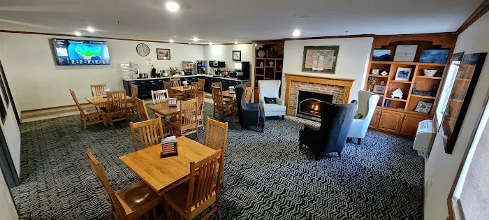 Country Trails Inn & Suites 4