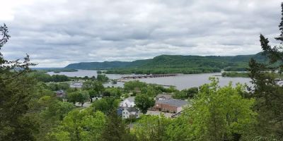 Little Bluff Inn